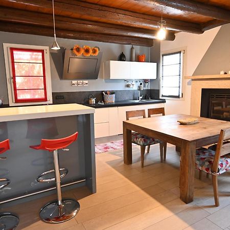 Ca Centosa Artistic House Villa Storica Ristrutturata Con Patio E Giardino Cittadella Luaran gambar
